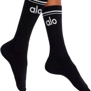 Alo Yoga Unisex Throwback Socks S/M Black NWOT **  Brand New